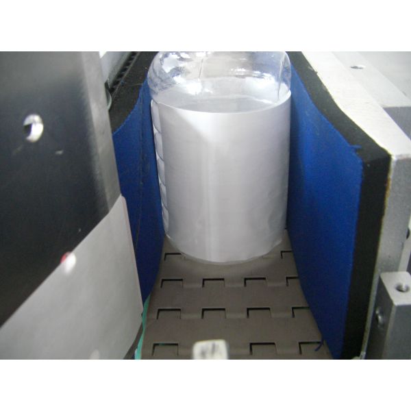 Pneumatic Round Bottle Automatic Labeling Machine Glass for Cosmetic Jar Can 300KG