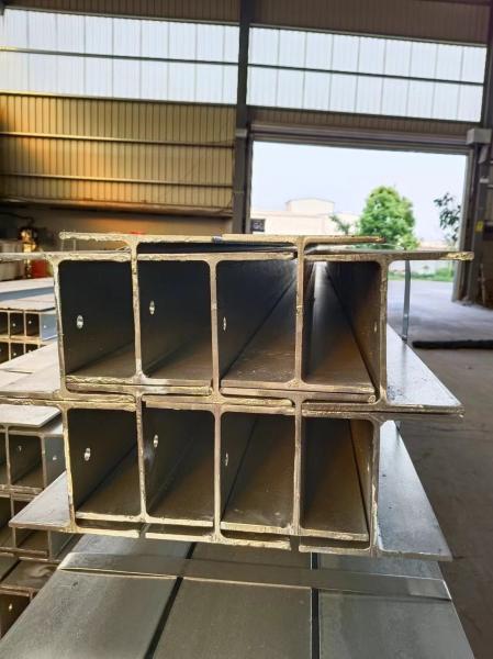 Quality Highway Fence Galvanized H Beam Retaining Wall Columns Customizable for sale