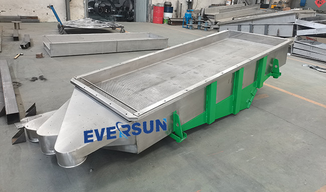 1 To 5 Layers Linear Dewatering Vibrating Screen With Large Screening Area