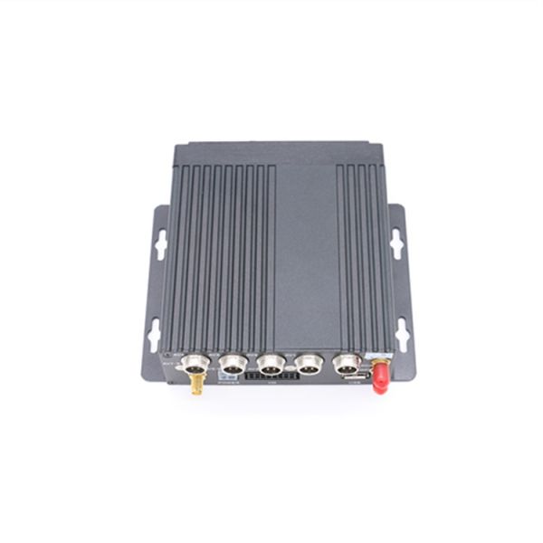 Car GPS Mobile DVR With 2CH SD Card Slot And 4CH Camera 1CH AVout