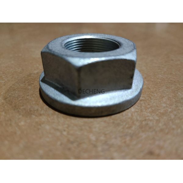 6D95 6D108-5-6 Crankshaft Locking Screw 18*50*62mm Hexagon