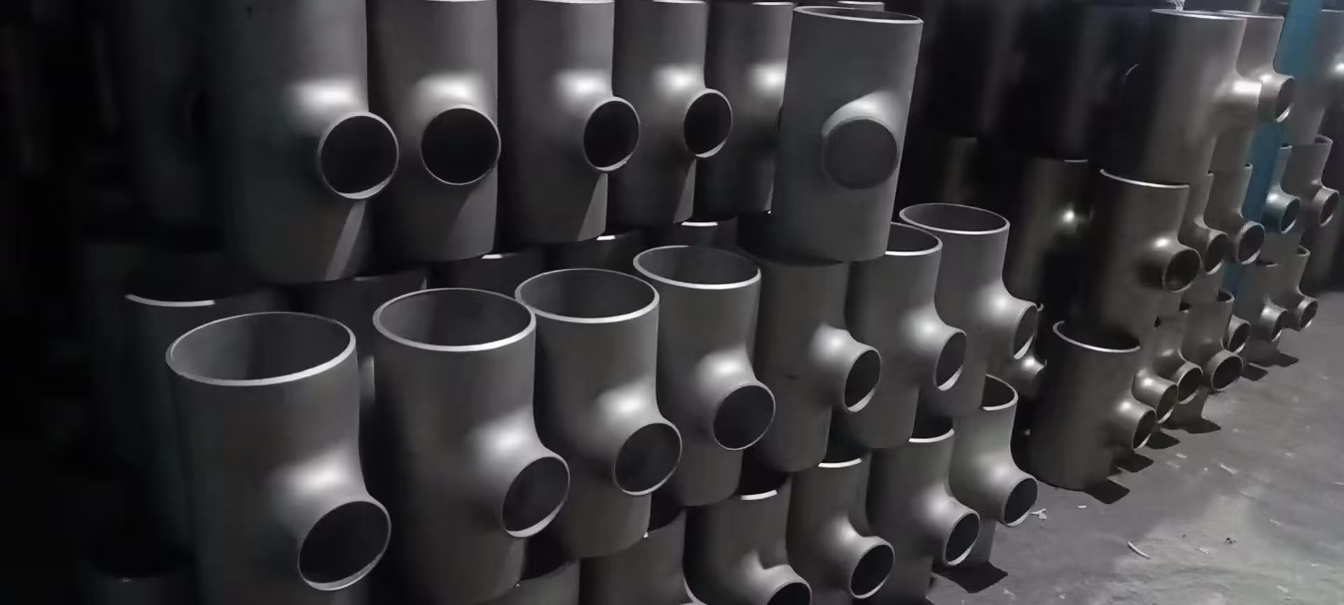 ASME B16.9 Carbon Steel Reducing Tee Sch40 ASTM A234 Wpb Butt Weld Tee
