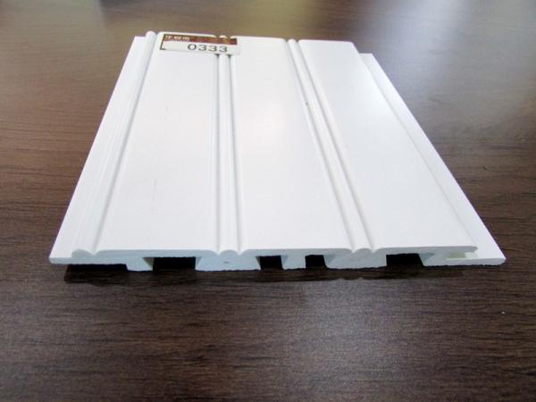 Quality Interior UPVC Vinyl Wainscoting Planking WPC Wall Cladding To Protect Garage Wall for sale