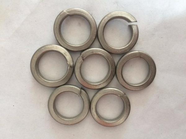 Quality Din127 Standard Circle Type M10 Steel Spring Washer spring retainning washer for sale
