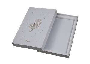 China 40x33x11cm Custom Paper Box Packaging Protective Varnish With Inserts on sale