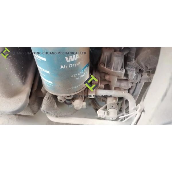 Sany And Zoomlion Concrete Pump Mercedes Benz Drying Tank Assembly Including Six Circuits