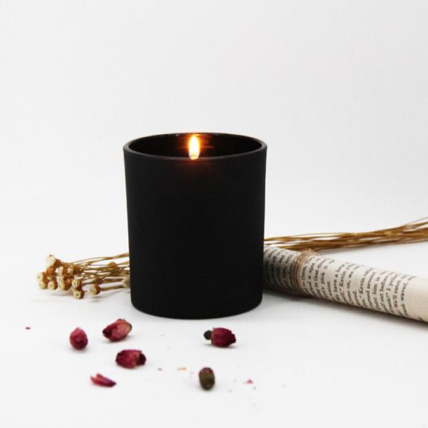 Quality Colorful Empty Luxury Ceramic Scented Candles Jar Candle Holders With Lid for sale