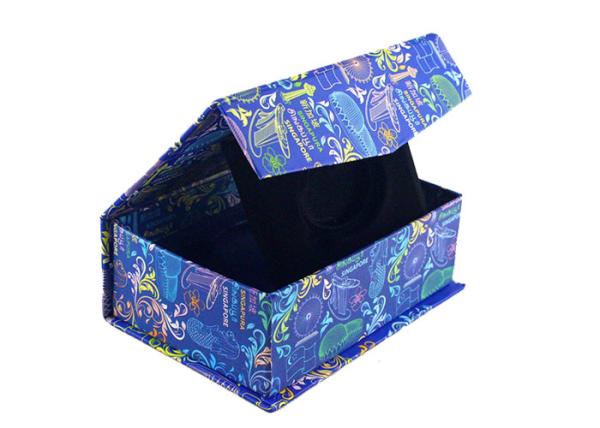 Quality Navy Blue Square Magnetic Gift Box , Foldable Paper Boxes With Bowtie for sale