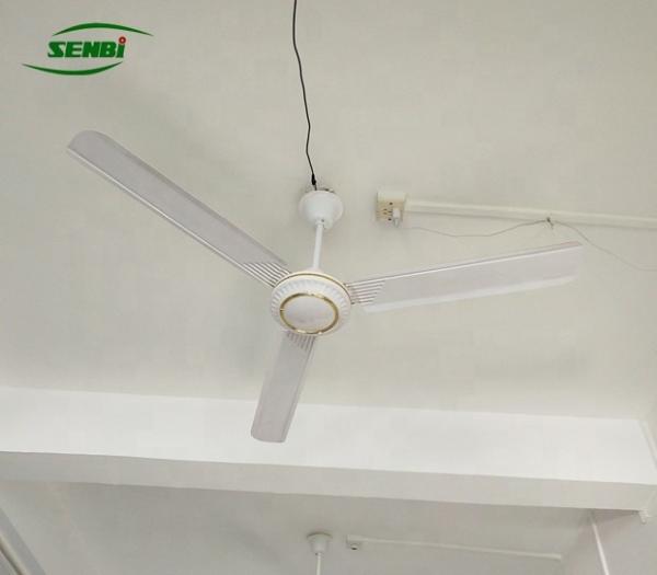 Quality Remote Control Solar DC Ceiling Fan , 3 Blade Ceiling Fan Low Consumption for sale