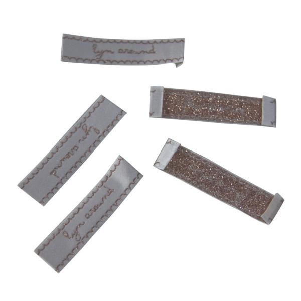 Gold Yarn Crochet Clothing Woven Labels , Customized Woven Labels