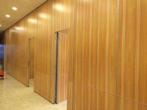 Buy cheap Designers Company Movable Sliding Soundproof Partition Wall For Office Meeting Room product