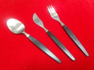 China Modern Matt Polishing 18/8 Stainless Steel Flatware Sets Kitchen Cutlery Set on sale