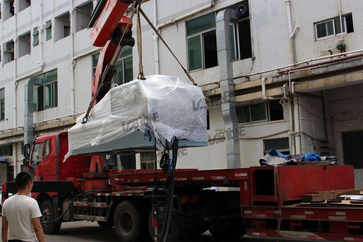 1-2500Hz Vibration Test Systems For UN38.3 Battery And Package Testing Meet IEC 62133 Standard