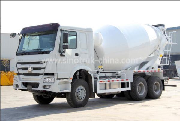 Quality 12cbm Tanker Cement Mixer Lorry High Collision Resistance With Hydraulic System for sale