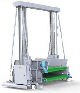 The shuttle conveyor(5)