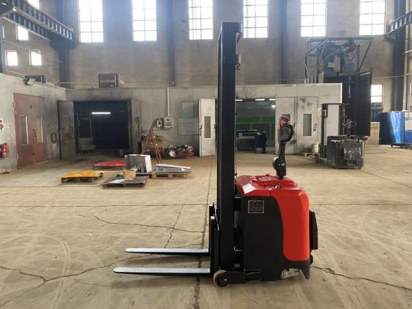 Quality Duplex mast Electric Pallet Stacker Electric Walkie Stacker 2000 KG for sale