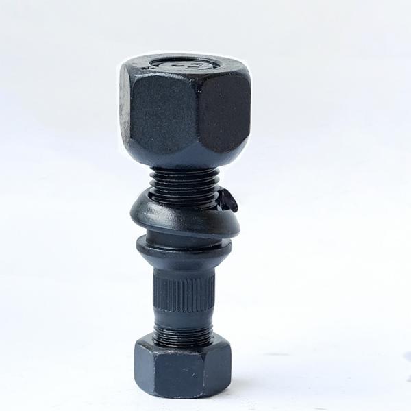 Quality Vehicle Accessories Wheel Bolt M20*1.5 10.9 12.9 Grade 659112455 MT119333 MT119331 for sale