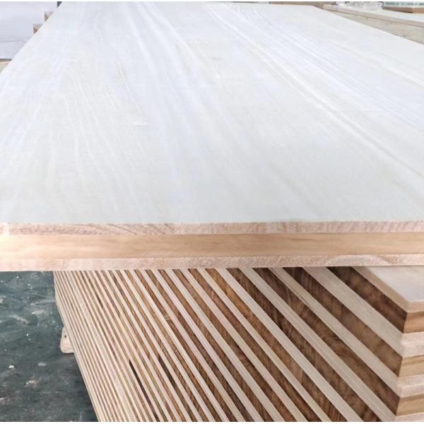 480-550kg/m3 Three Layers Radiata Pine Board Solid Wood Material for Others Project Solution Capability
