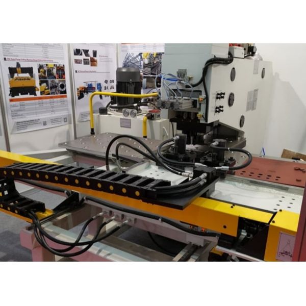 180mm Stroke Of Drilling Spindle CNC Plate Punching Machine For Industrial Metalworking