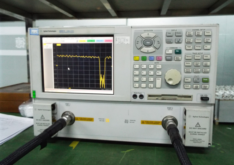 Black Color Microwave Ka Band Filter / RF Bandpass Filter Customized Design