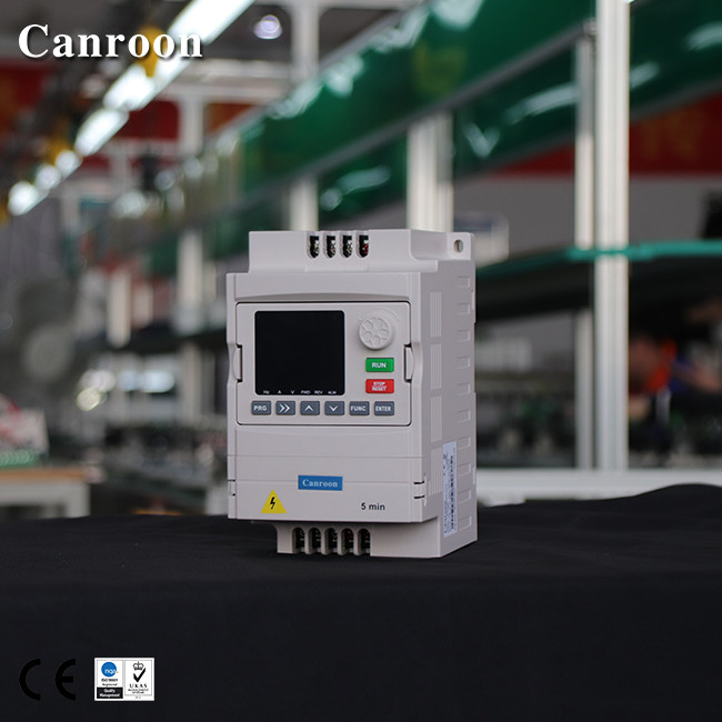 1 Phase VFD Frequency Inverter LED Display Vector Control Inverter