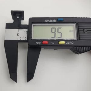 Adjustable Convenient Black Plastic Slide Adjuster 2.0mm Thick