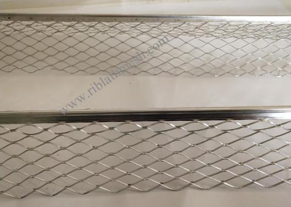Quality 2m Length Construction Galvanized Plaster Angle Bead Strong Corner Reinforcement 7cm Wing for sale