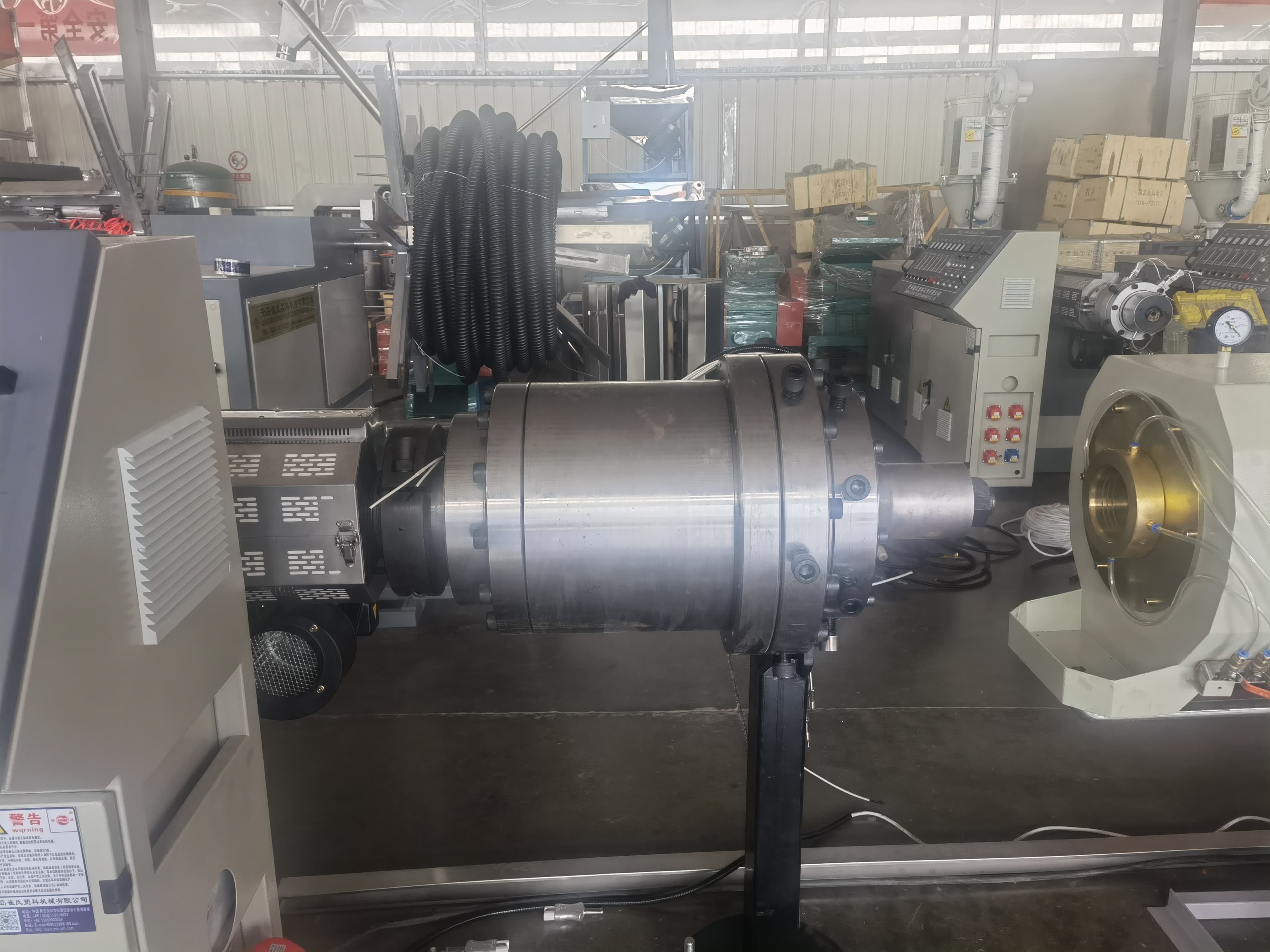 Making Machine Line For PE PP PVC PPR HDPE MPP Pert Plastic Water Pipe Cable Conduit Tube Extrusion Production