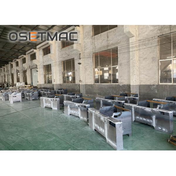 Slding table saw machine body