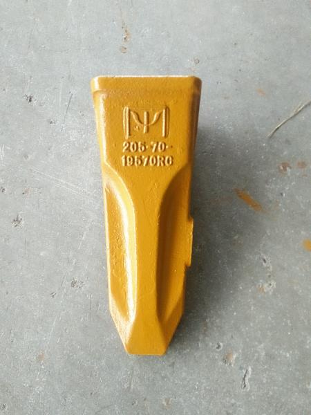 Quality PC200RC Komatsu Excavator Bucket Tooth Rock Chisel 205-70-19570RC-3 for sale