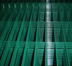 Custom Green Dark PVC 3D Curved Wire Mesh Fence For Orchard Periphey Sturdy Construction
