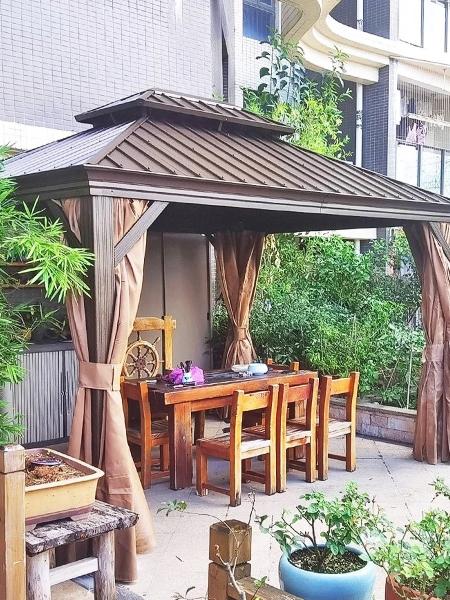 Quality Hardtop Gazebo Canopy Galvanized Steel Pergolas With Netting Curtains for sale