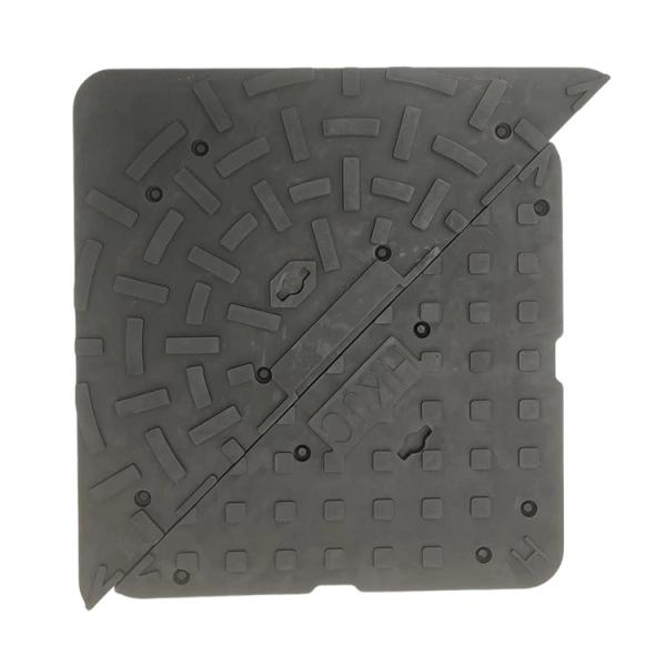 Quality large rubber mats rubber gully grating triangular cover embedded with 5 mm steel plate for sale