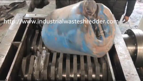 Quality High Strength Heavy Duty Plastic Shredder , HDPE Plastic Scrap Shredder for sale