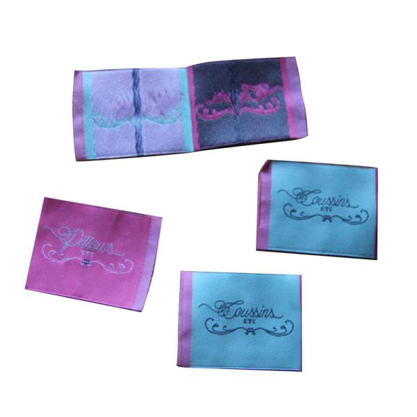 Durable Woven Neck Labels for lady clothing personized size color shrink proof