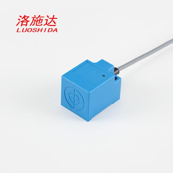 12V DC Or 24V Proximity Sensor Rectangular Inductive Q30 Plastic Tube With Cable