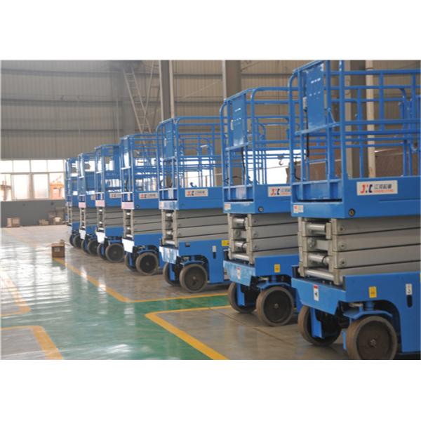 AWP Hydraulic Lift Table , Aerial Work Platform Anti Slipping Four Wheels