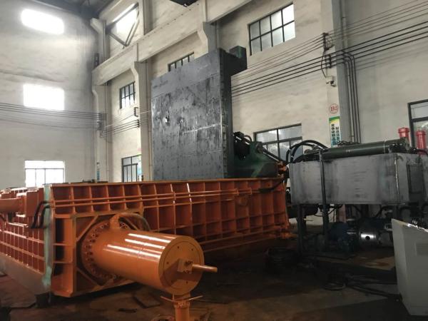 Quality Cuboid Block Scrap Baler Machine Cylinder 315 Tons Baling Force Customized for sale