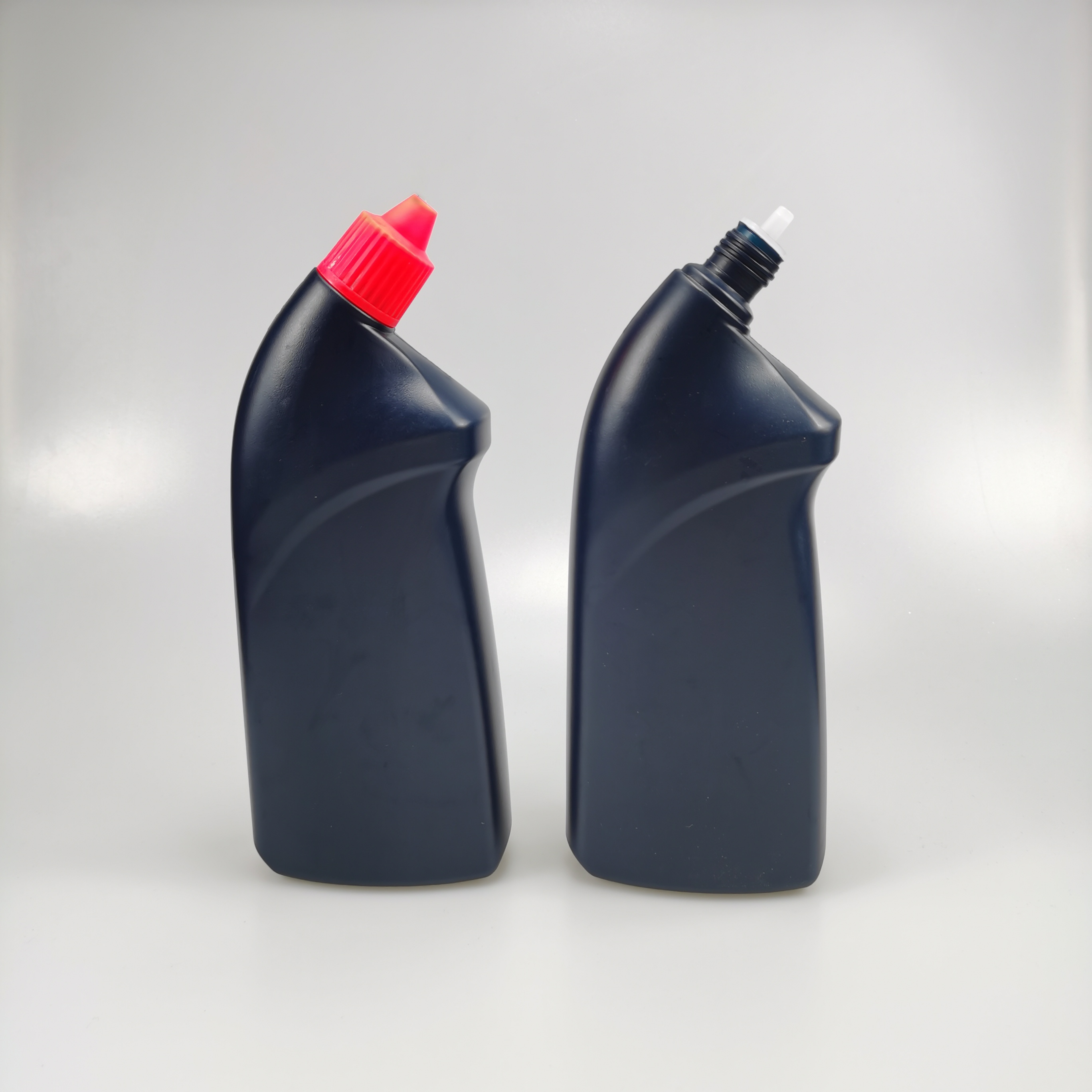 700ml HDPE Toilet Cleaner Bottle for Eco-friendly Toilet bowl Detergent Coating color