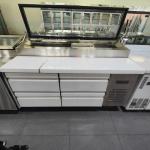 Customized Dimensions Four-Drawer Pizza Prep Table Refrigerator for Catering