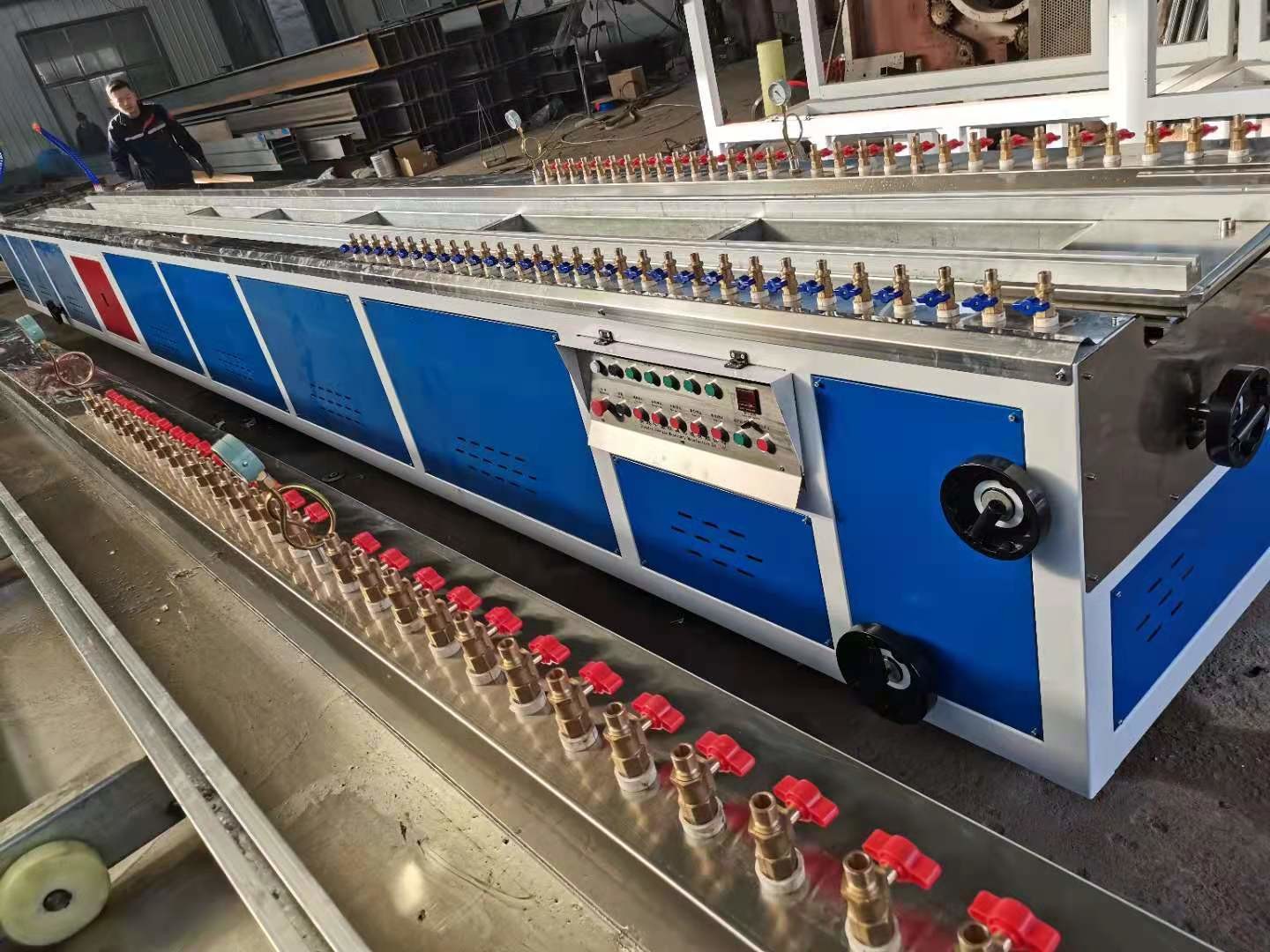 PVC Profile Extrusion Line Window Plastic Profile Production Line , Plastic Window Profile Making Machine