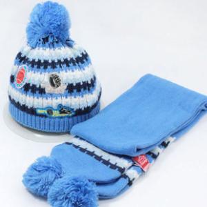 Kids Winter Hat with Scarf