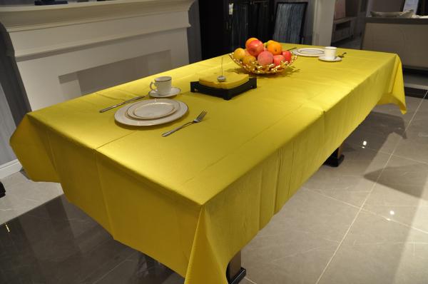 Quality Square 100*100cm Disposable Paper Tablecloths Degradable for sale