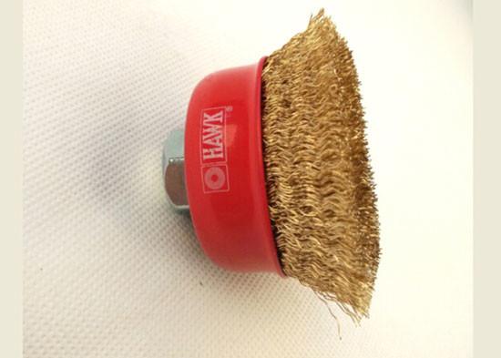 Quality 3'' wire cup brush,coarse crimped brass coated wire 0.014'',with M14 by 2 threaded arbor for sale