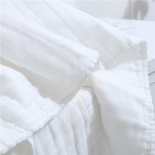 Multiple Use Muslin Baby Blankets All Natural Material Anti Bacterial 6 Layer