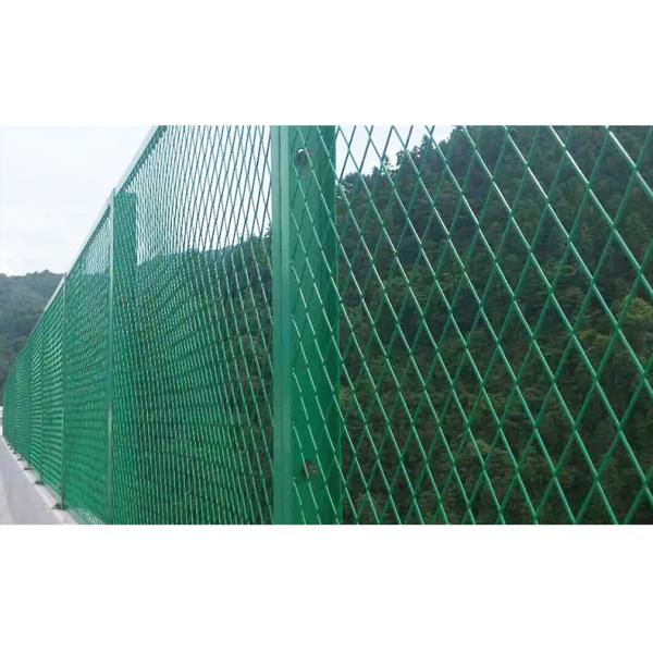 Outdoor Security Galvanized Coated Mesh Fence Barbed Wire Fence With Crowd Control Barrier