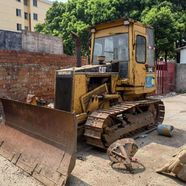 Quality Caterpillar D4C Bulldozer Cat D4c Dozer Used Bulldozers Used Small Bulldozer for sale