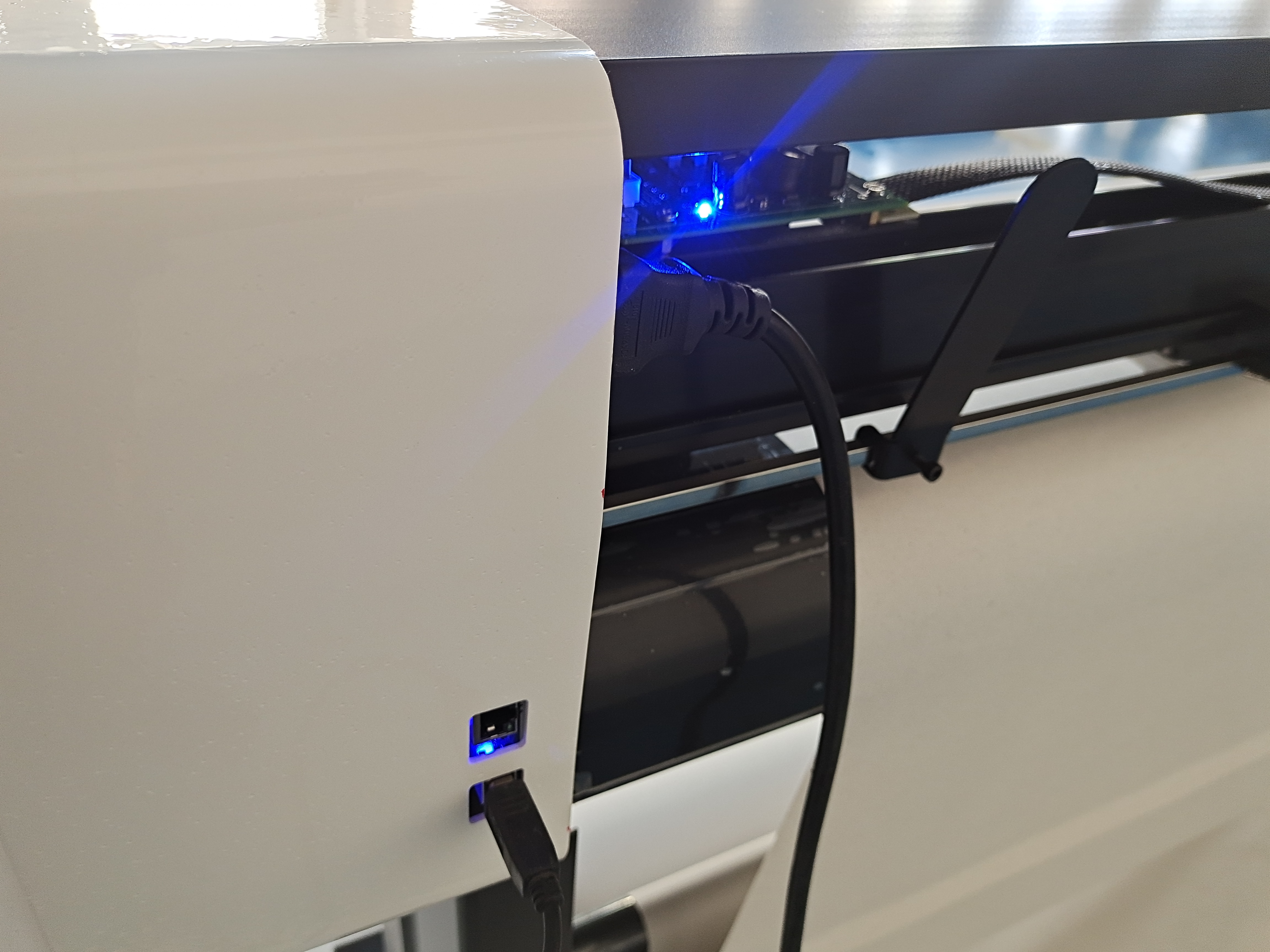 CAD Plotter for All Compatible Files Formats Including PLT and Roll-to-Roll Printer