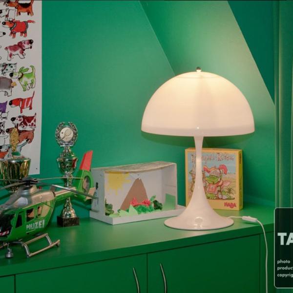 Quality Modern minimal table lamp Acrylic lamp For Living Bedroom Study Desk table lamp(WH-MTB-36) for sale