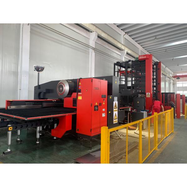 Fixed Low Voltage Switchgear Flexible Installation With Universal Chamber Body